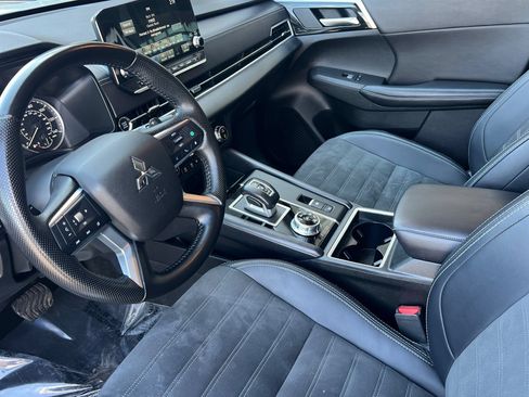 Used 2024 Mitsubishi Outlander SE Black Edition AWD/4WD image 7