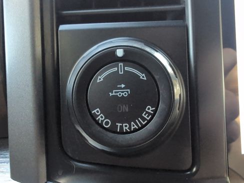 Used 2021 Ford F150 Lariat w/ Max Trailer Tow Package AWD/4WD image 42