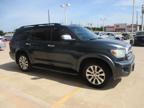 Used 2008 Toyota Sequoia Limited RWD image 8