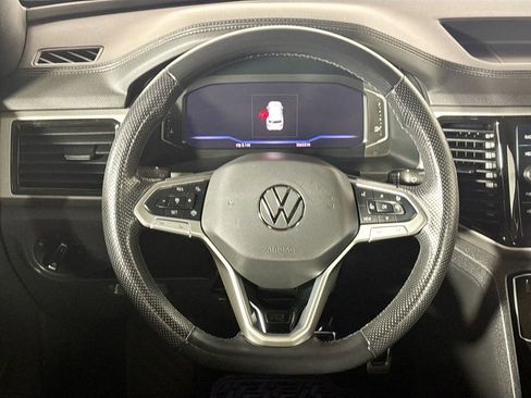 Used 2020 Volkswagen Atlas Cross Sport SEL R-Line AWD/4WD image 13