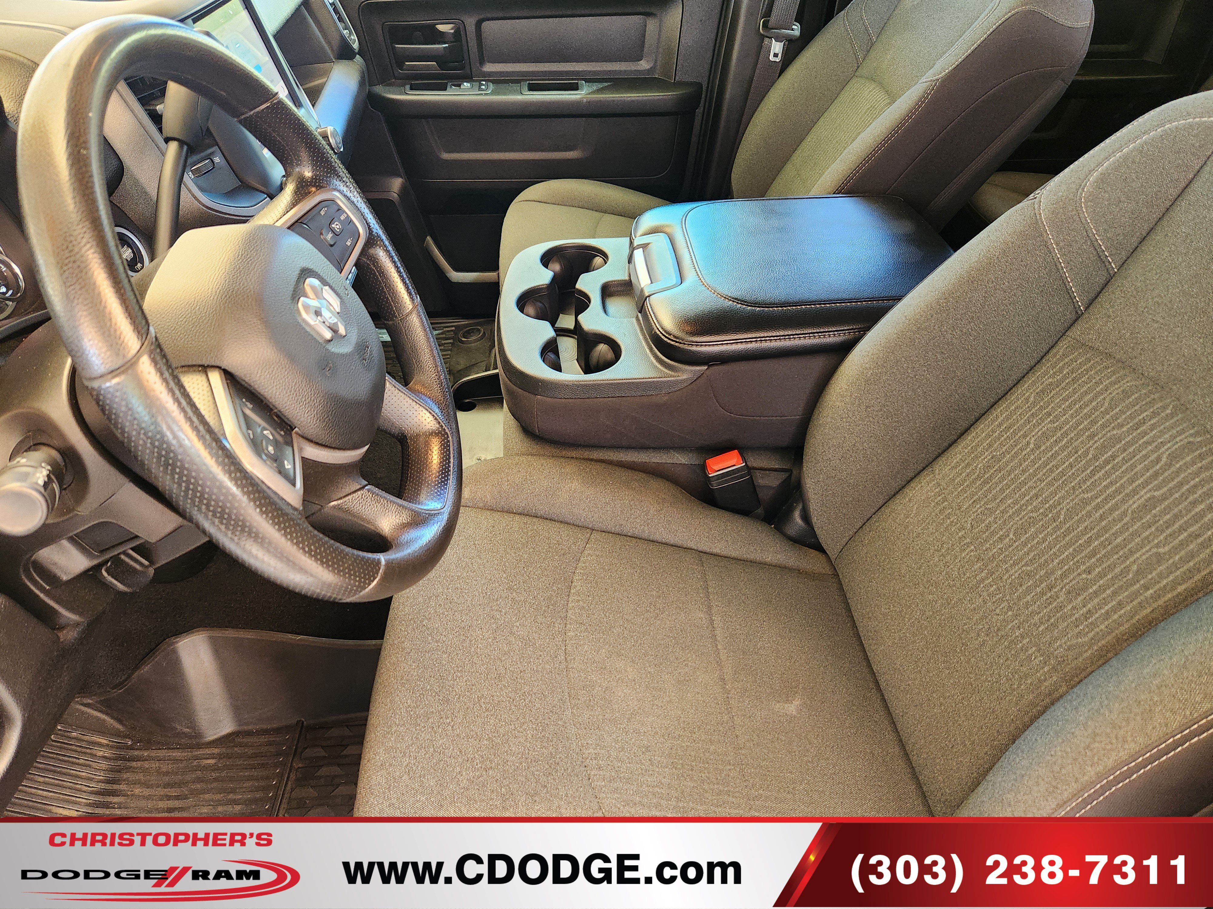 Used 2024 RAM 3500 Tradesman w/ Chrome Appearance Group AWD/4WD image 15