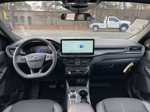 New 2026 Ford Escape ST-Line w/ Tech Pack #1 AWD/4WD image 6