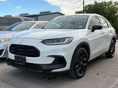 Used 2024 Honda HR-V Sport image 15