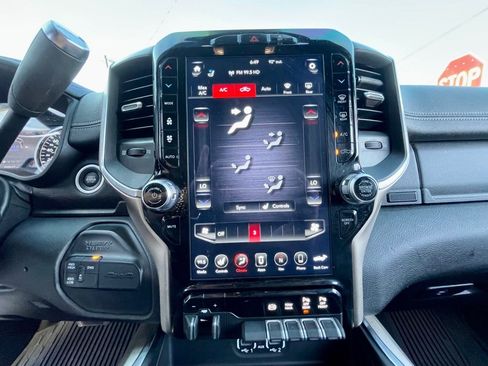 Used 2020 RAM 3500 Laramie image 30