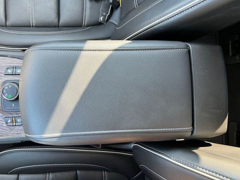 Used 2023 GMC Acadia Denali w/ Trailering Package image 31