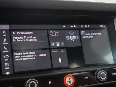 Used 2025 Porsche Macan image 29