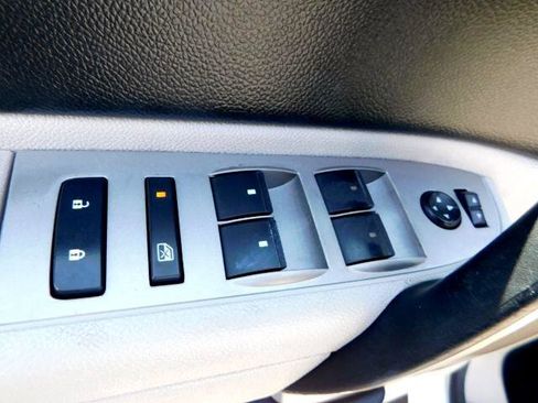 Used 2011 Chevrolet Silverado 2500 LT w/ Interior Plus Package image 10