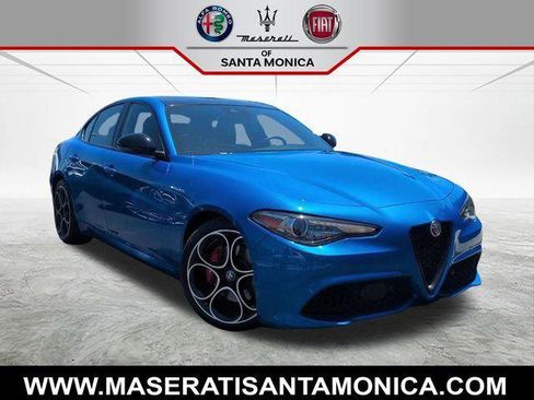Certified 2023 Alfa Romeo Giulia Veloce RWD image 1