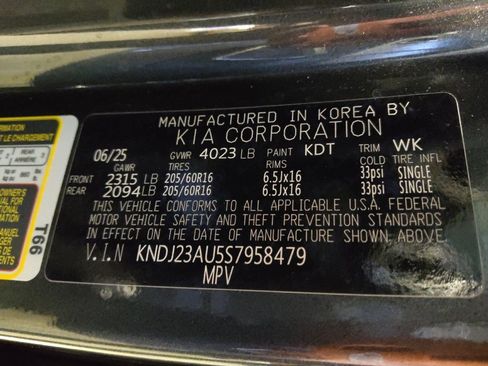 Used 2025 Kia Soul LX image 33