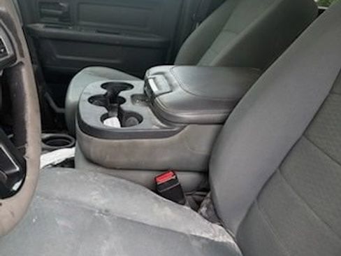 Used 2017 RAM 3500 Tradesman w/ Chrome Appearance Group AWD/4WD image 8