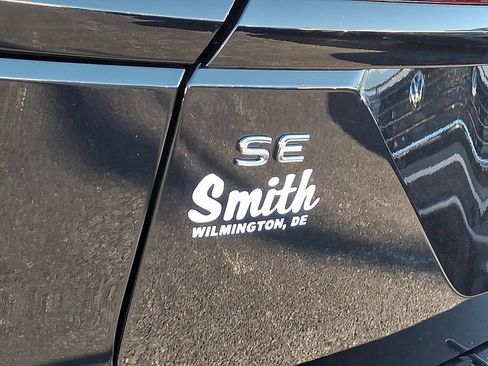 New 2026 Volkswagen Atlas Peak Edition image 20