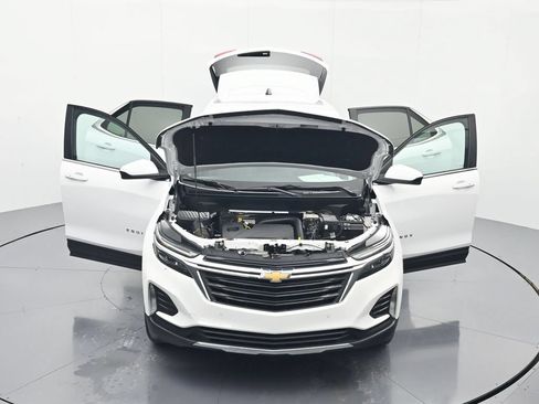 Used 2024 Chevrolet Equinox LT AWD/4WD image 44