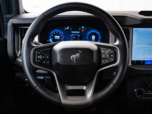 Used 2025 Ford Bronco Big Bend w/ Black Diamond Package AWD/4WD image 41