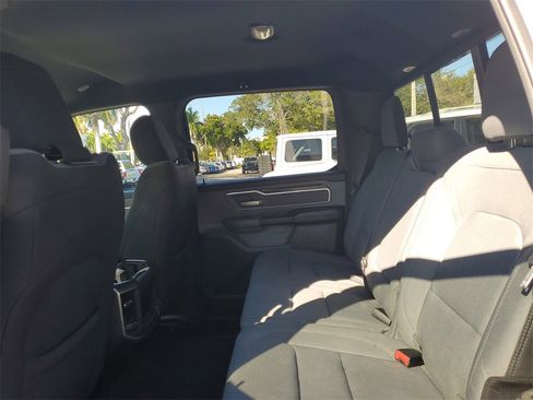 Used 2021 RAM 1500 Big Horn image 12