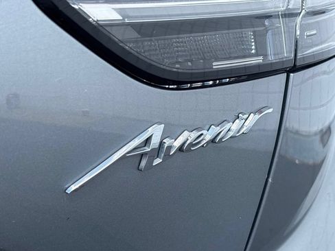 Used 2023 Buick Envision Avenir FWD image 38