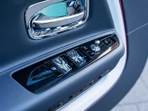 Used 2024 Rolls-Royce Spectre w/ Spectre Launch Package AWD/4WD image 16