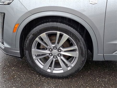 Certified 2023 Cadillac XT6 Premium Luxury w/ LPO, Floor Liner Package image 30