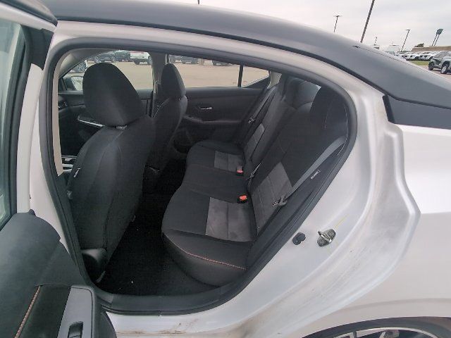 Used 2024 Nissan Sentra SR FWD image 11