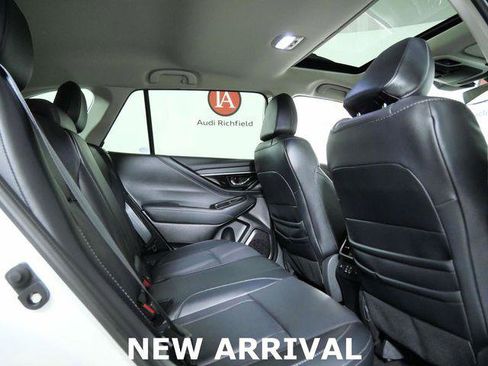 Used 2025 Subaru Outback Limited image 13