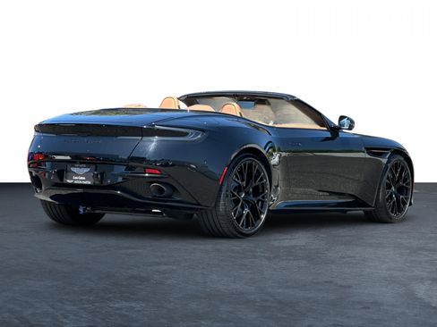 Used 2025 Aston Martin DB12 Convertible RWD image 29