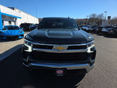 New 2026 Chevrolet Silverado 1500 LT image 2