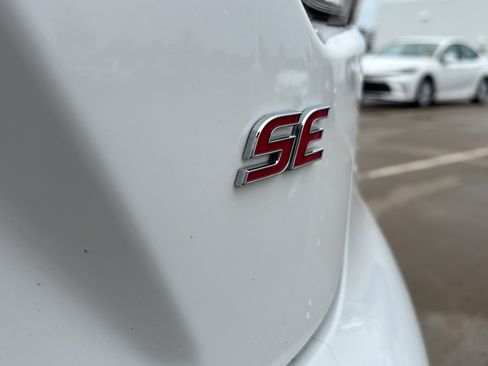 Certified 2024 Toyota Corolla SE FWD image 9