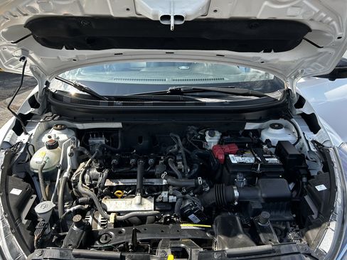 Used 2024 Nissan Kicks SR w/ SR Premium Package FWD image 10