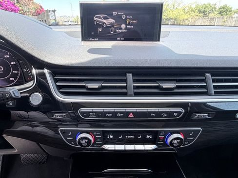 Used 2017 Audi Q7 3.0T Prestige AWD/4WD image 14
