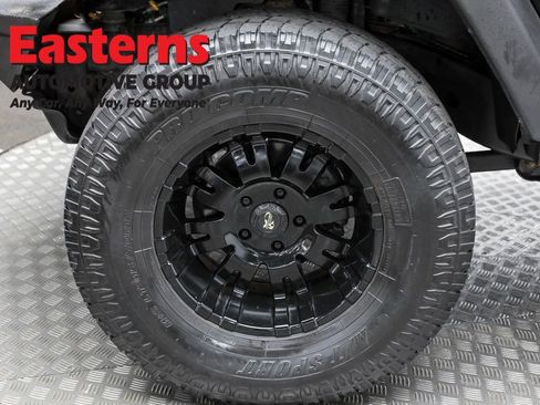 Used 2017 Jeep Wrangler Unlimited Sport w/ Quick Order Package 24S AWD/4WD image 30