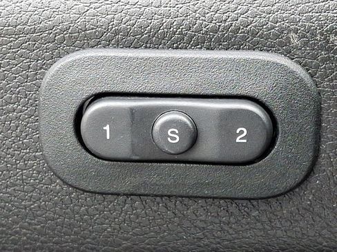 Used 2021 Jeep Grand Cherokee Limited w/ Premium Lighting Group AWD/4WD image 26