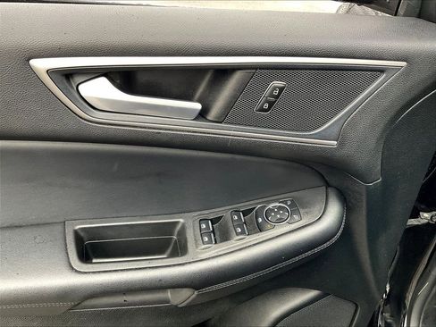 Used 2023 Ford Edge SEL AWD/4WD image 35