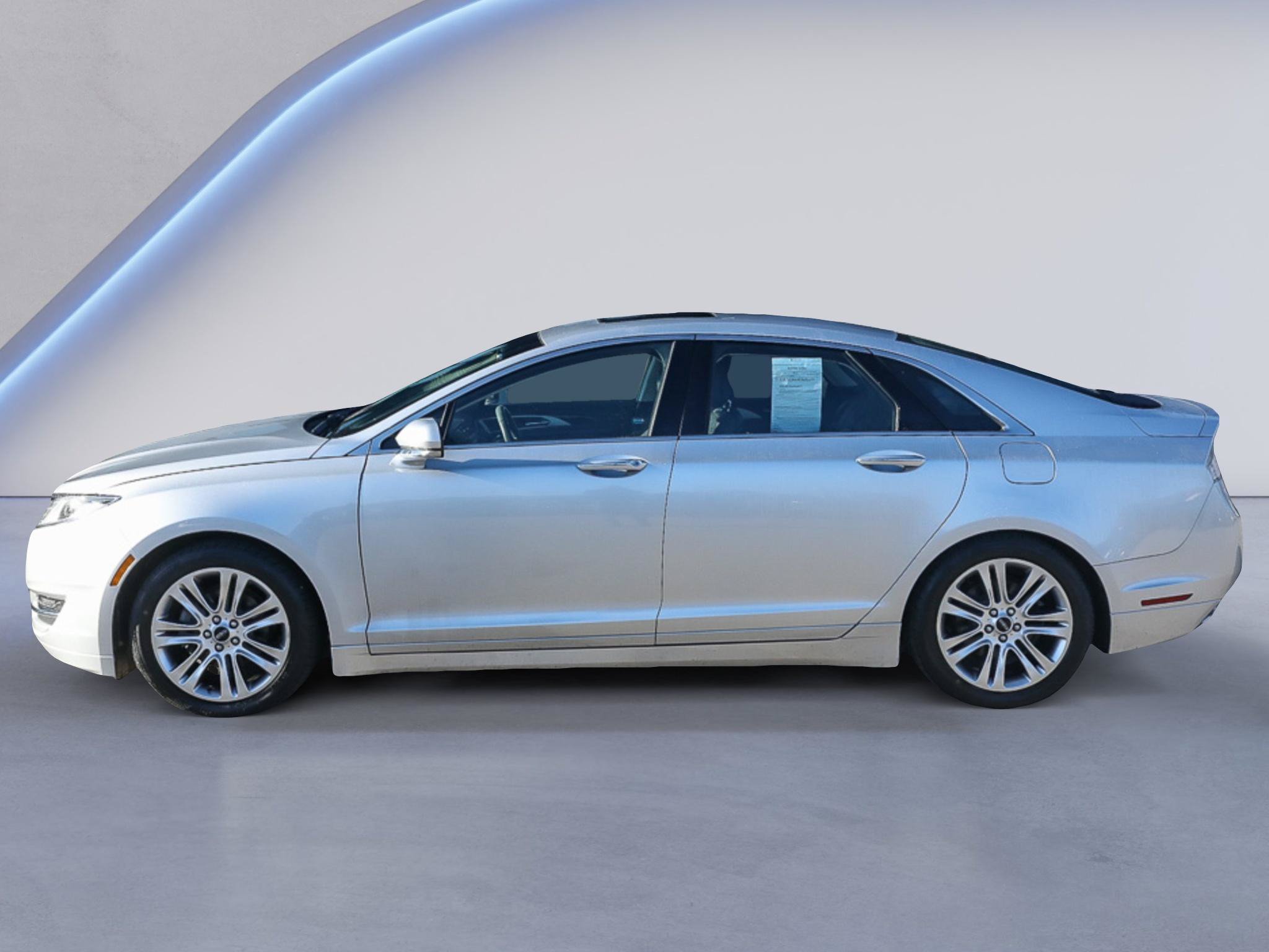 Used 2014 Lincoln MKZ Hybrid w/ Equipment Group 202A Reserve FWD image 3