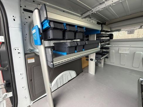 Used 2023 Ford Transit Connect XL image 11