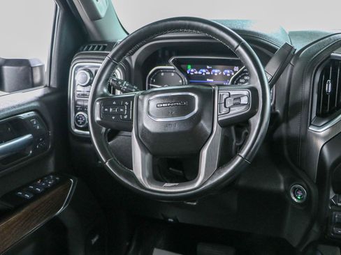 Used 2023 GMC Sierra 2500 Denali w/ Denali Ultimate Package AWD/4WD image 13