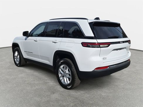 New 2025 Jeep Grand Cherokee Laredo X image 7