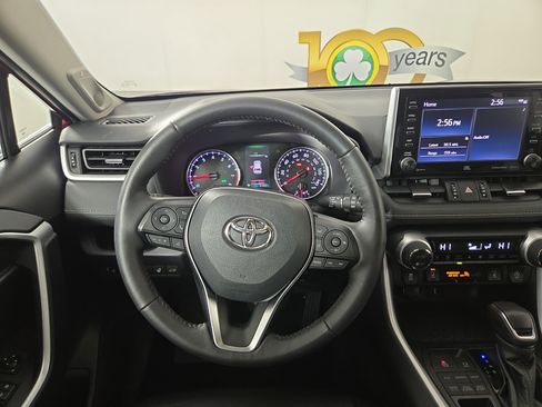 Used 2021 Toyota RAV4 XLE Premium AWD/4WD image 14