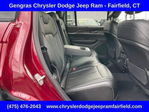 Certified 2023 Jeep Grand Cherokee Limited w/ Luxury Tech Group II AWD/4WD image 21