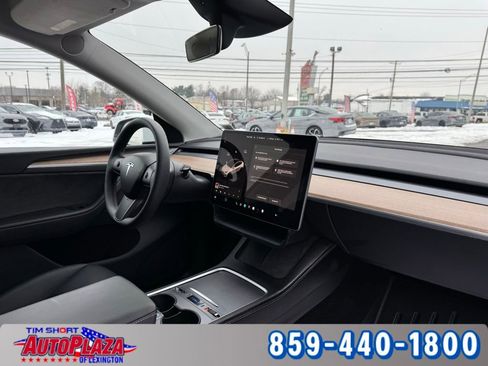 Used 2024 Tesla Model Y Long Range image 23