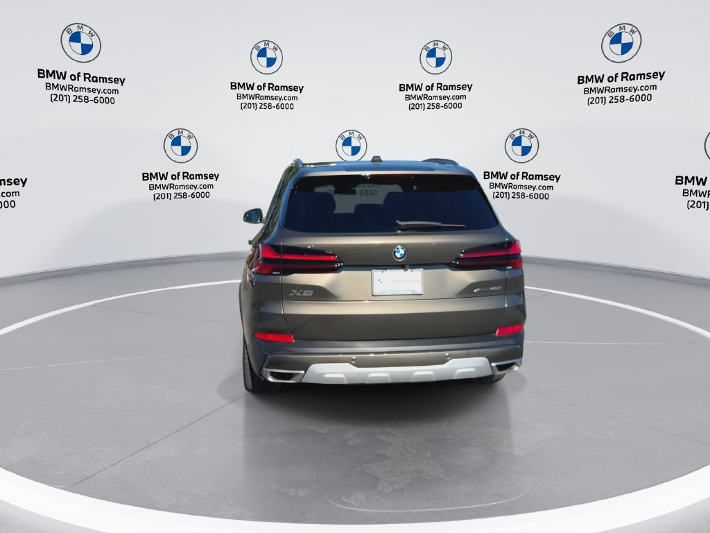 Used 2024 BMW X5 xDrive40i w/ Premium Package AWD/4WD image 7