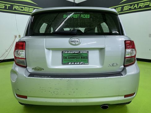 Used 2010 Scion xD image 8