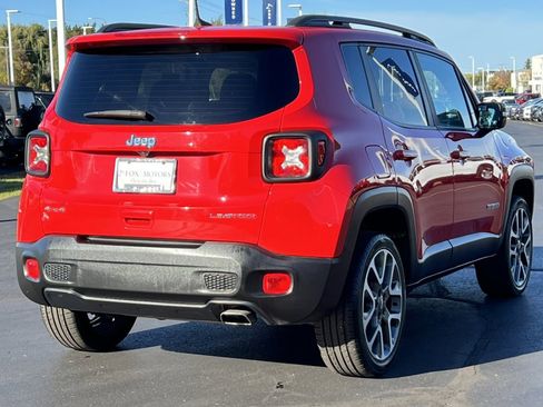 Used 2022 Jeep Renegade Limited w/ Sun, Sound & Wheels Group image 9