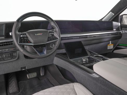 Used 2026 Cadillac Escalade V image 20