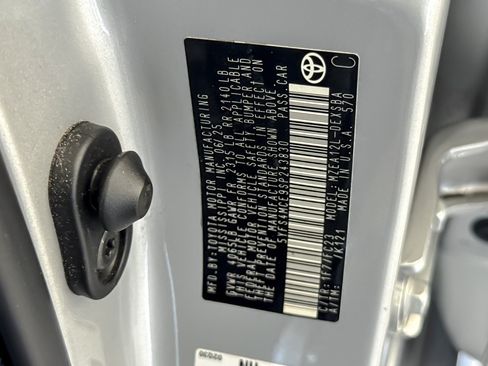 Certified 2025 Toyota Corolla SE FWD image 26