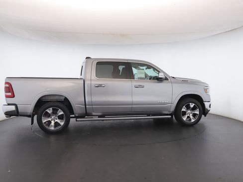 Used 2019 RAM 1500 Laramie image 32