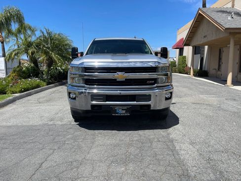 Used 2015 Chevrolet Silverado 2500 LT w/ Z71 Package, Off-Road image 2