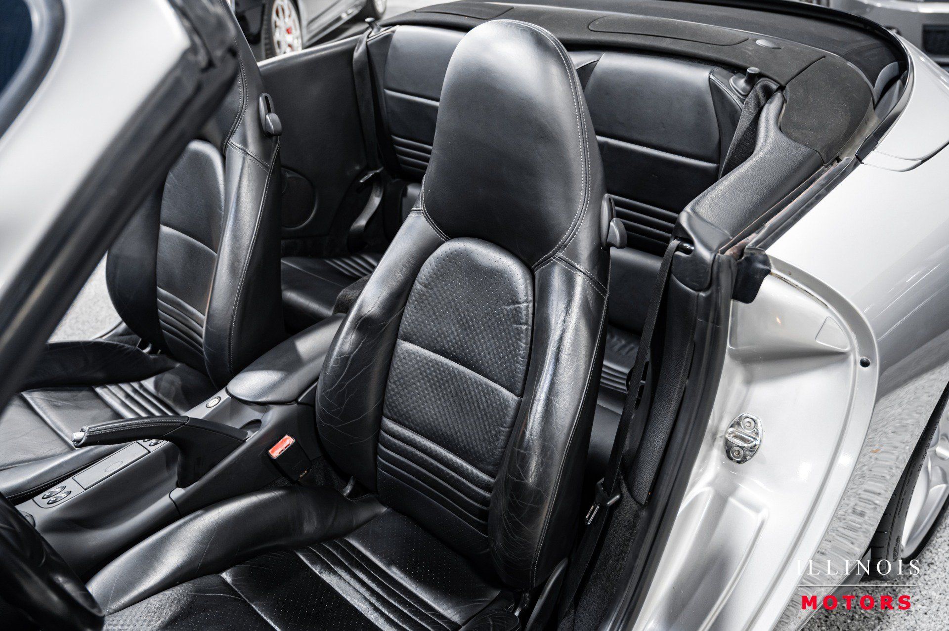 Used 2002 Porsche 911 Carrera RWD image 17