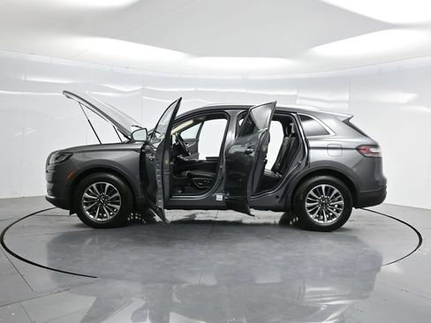 Used 2023 Lincoln Nautilus FWD w/ Premium Package image 54
