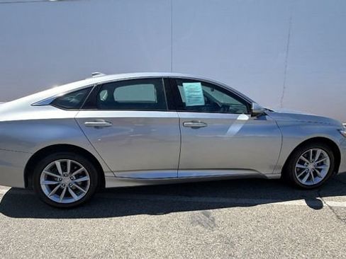 Used 2021 Honda Accord LX image 3