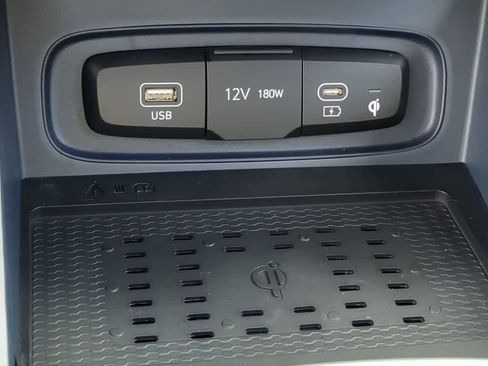New 2026 Hyundai Venue SEL FWD image 30