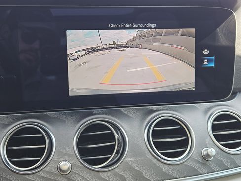 Used 2023 Mercedes-Benz E 350 Sedan image 24